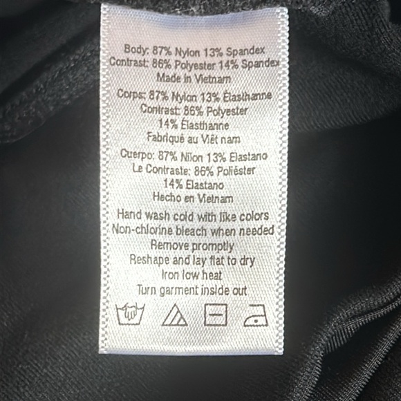 ALO Yoga MOTO Black Leggings  Women’s Size XXS - Picture 8 of 9